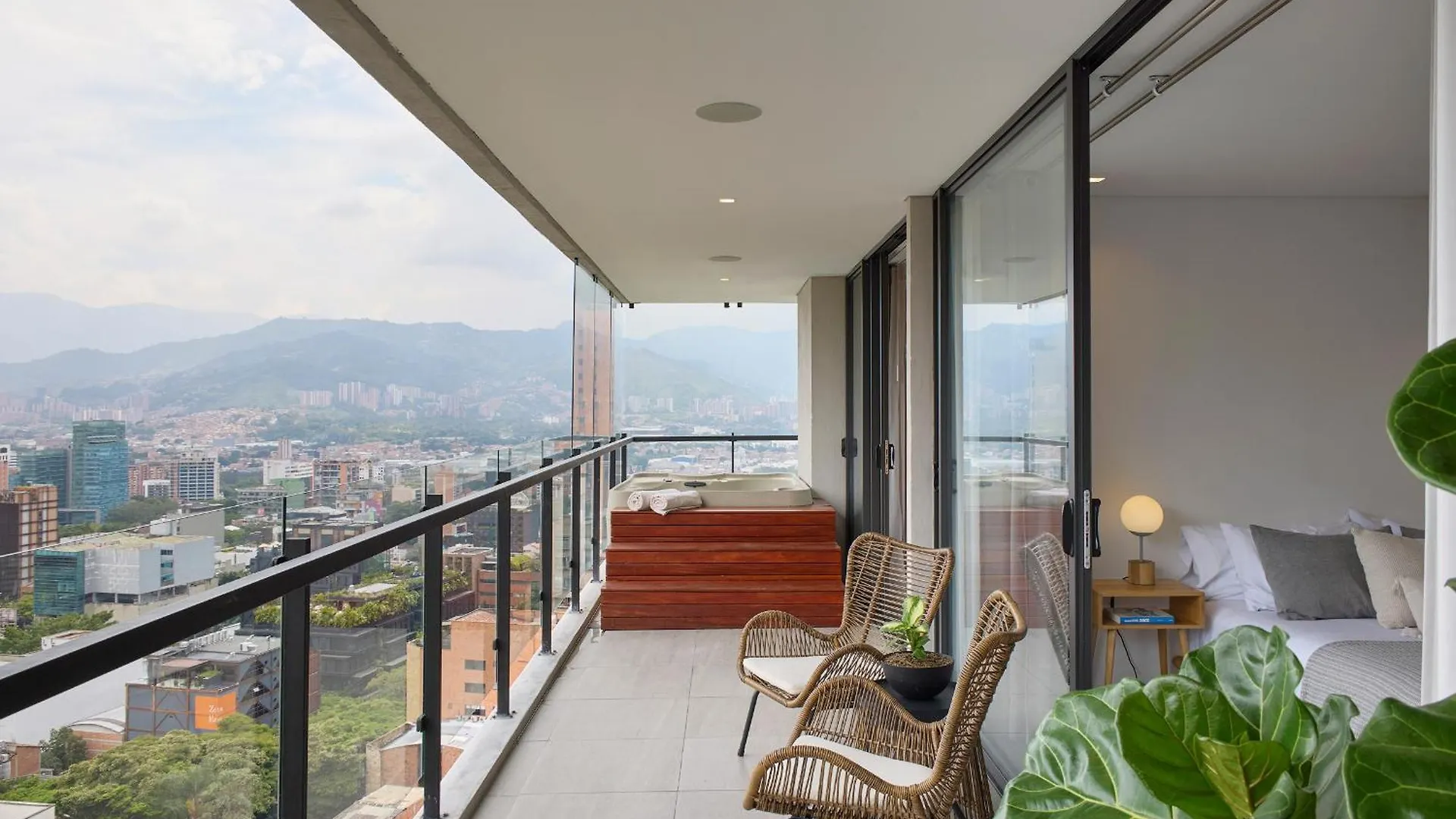 Aparthotel Wake Living Medellín