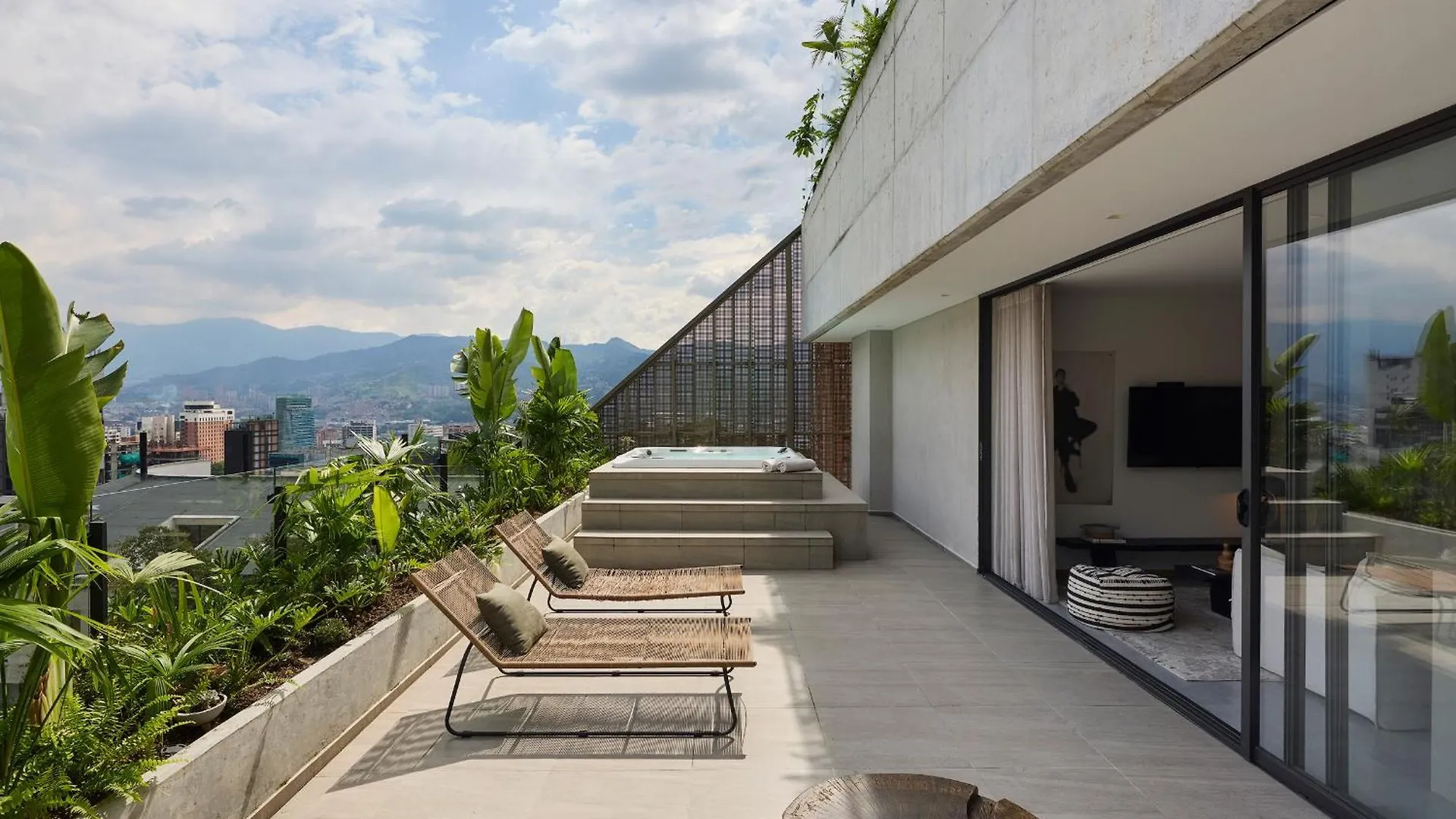 **** Aparthotel Wake - Branded Residences Medellín Colombia