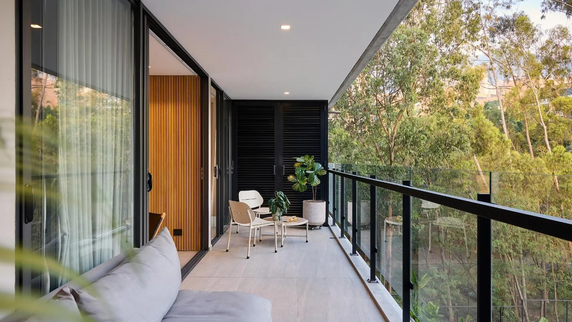 ميديلين Wake - Branded Residences